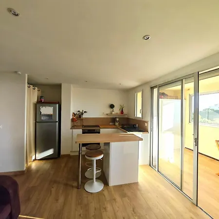 Superbe T2 Moderne Avec Clim, Wifi, Parking - 2/4 Personnes - Fr-1-794-170 * Canet-en-Roussillon