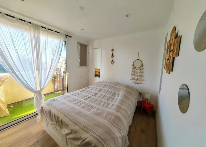 Superbe T2 Moderne Avec Clim, Wifi, Parking - 2/4 Personnes - Fr-1-794-170 *